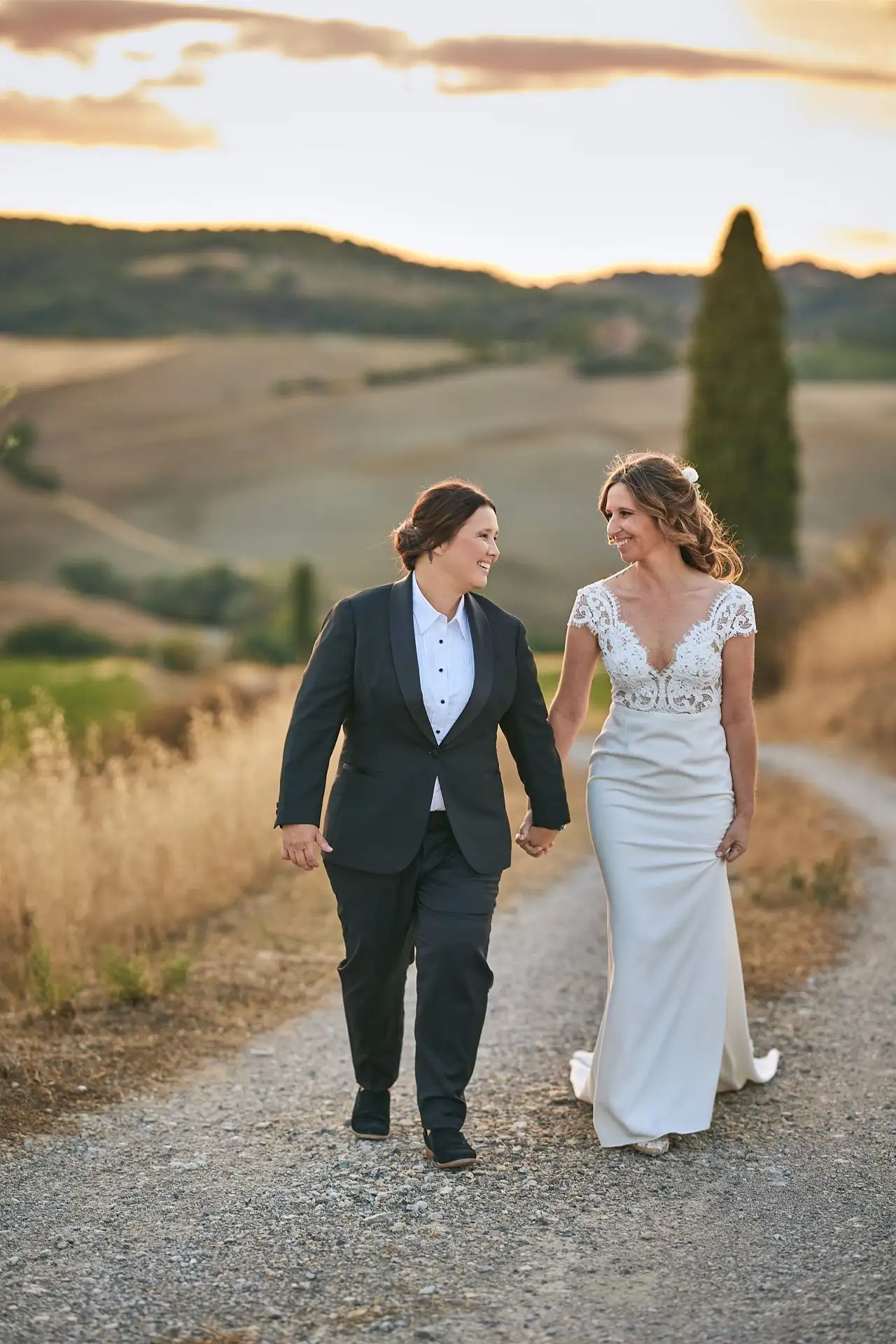lesbian elopement wedding in italy
