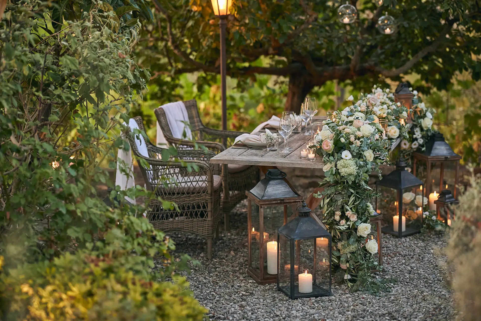 lesbian elopement wedding in italy