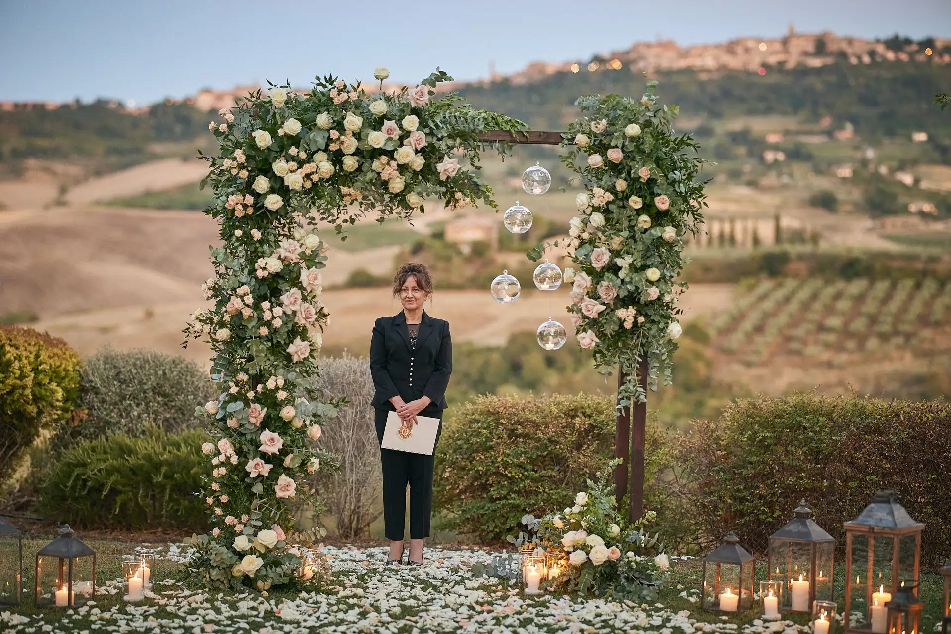 lesbian elopement wedding in italy