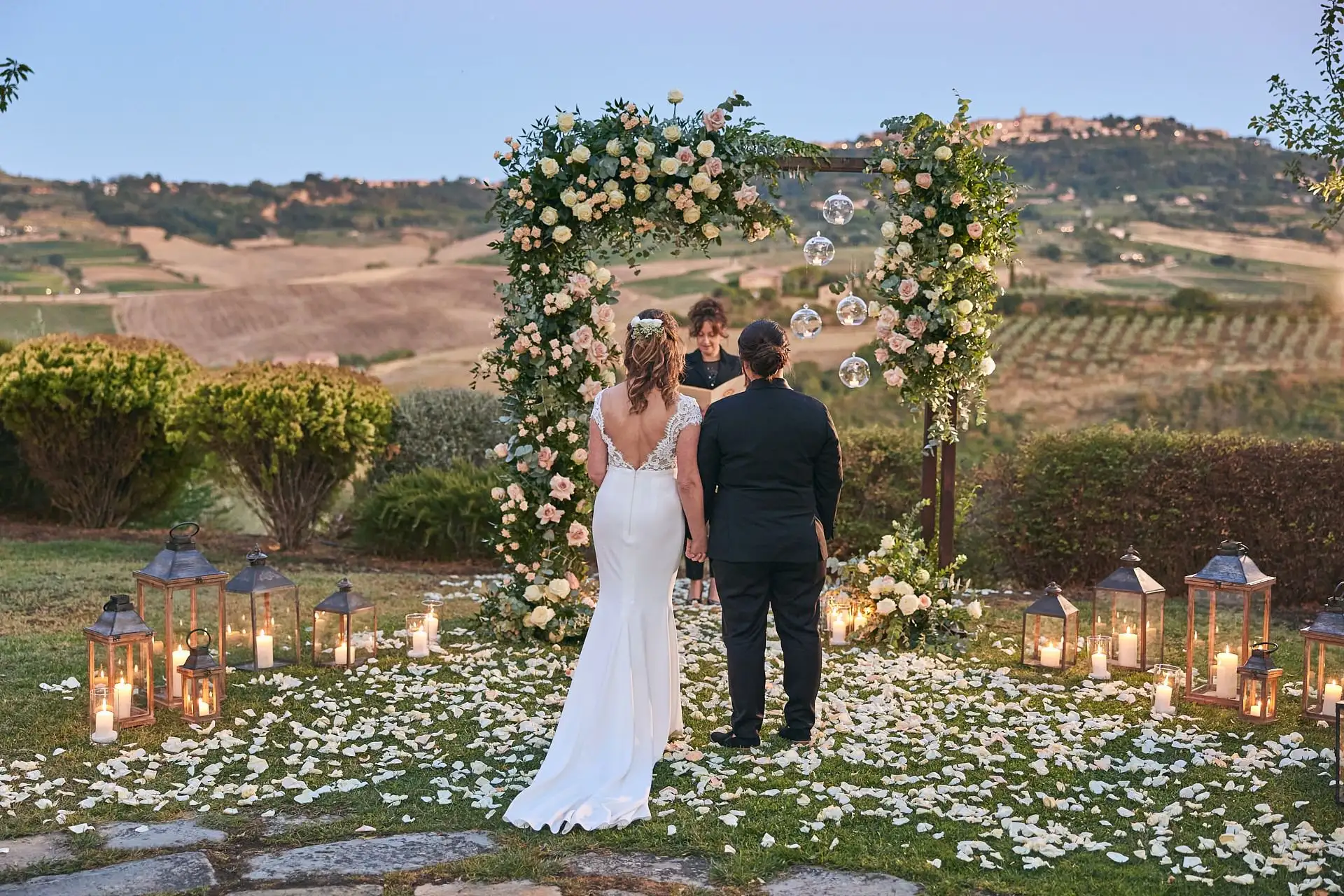 lesbian elopement wedding in italy