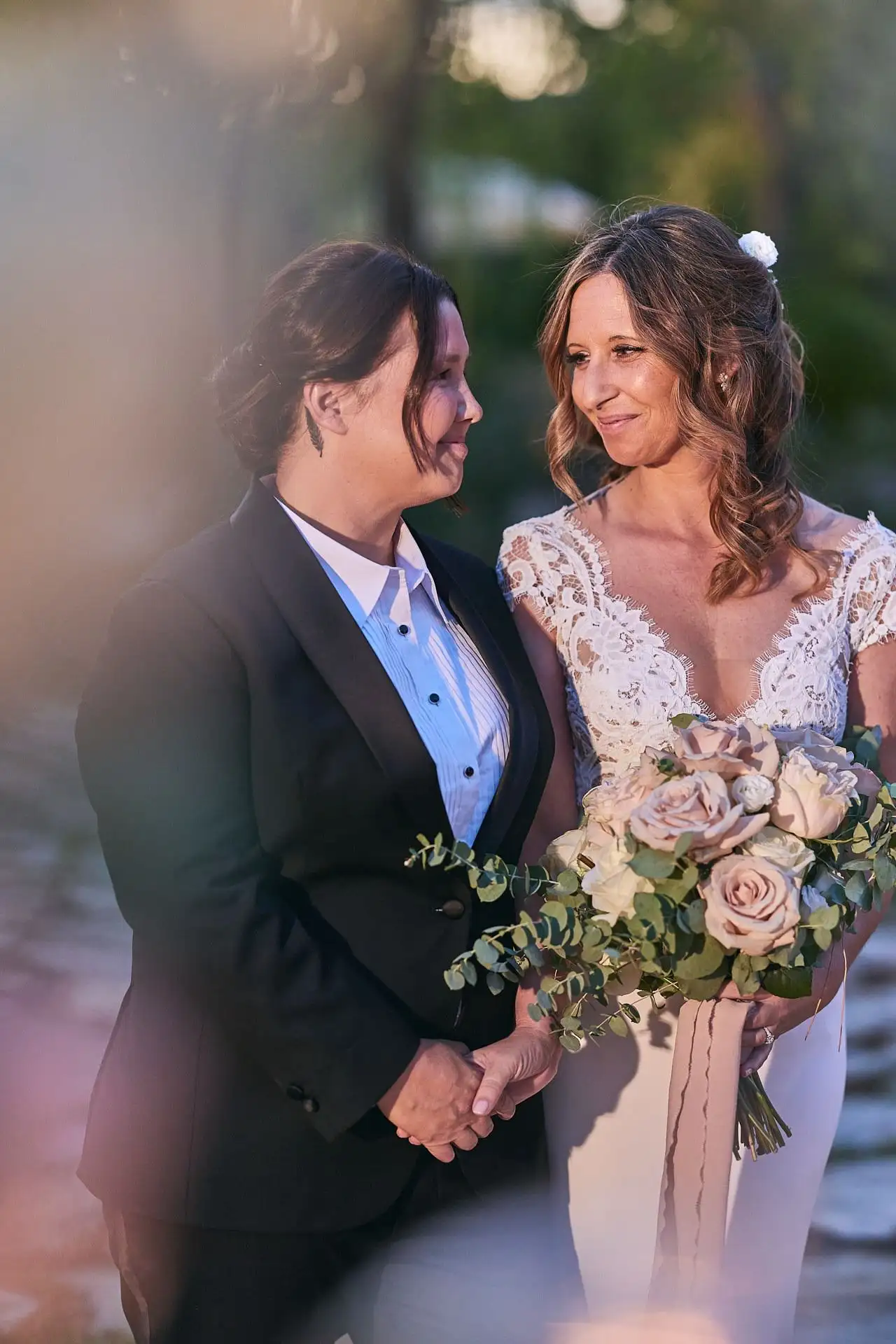 lesbian elopement wedding in italy