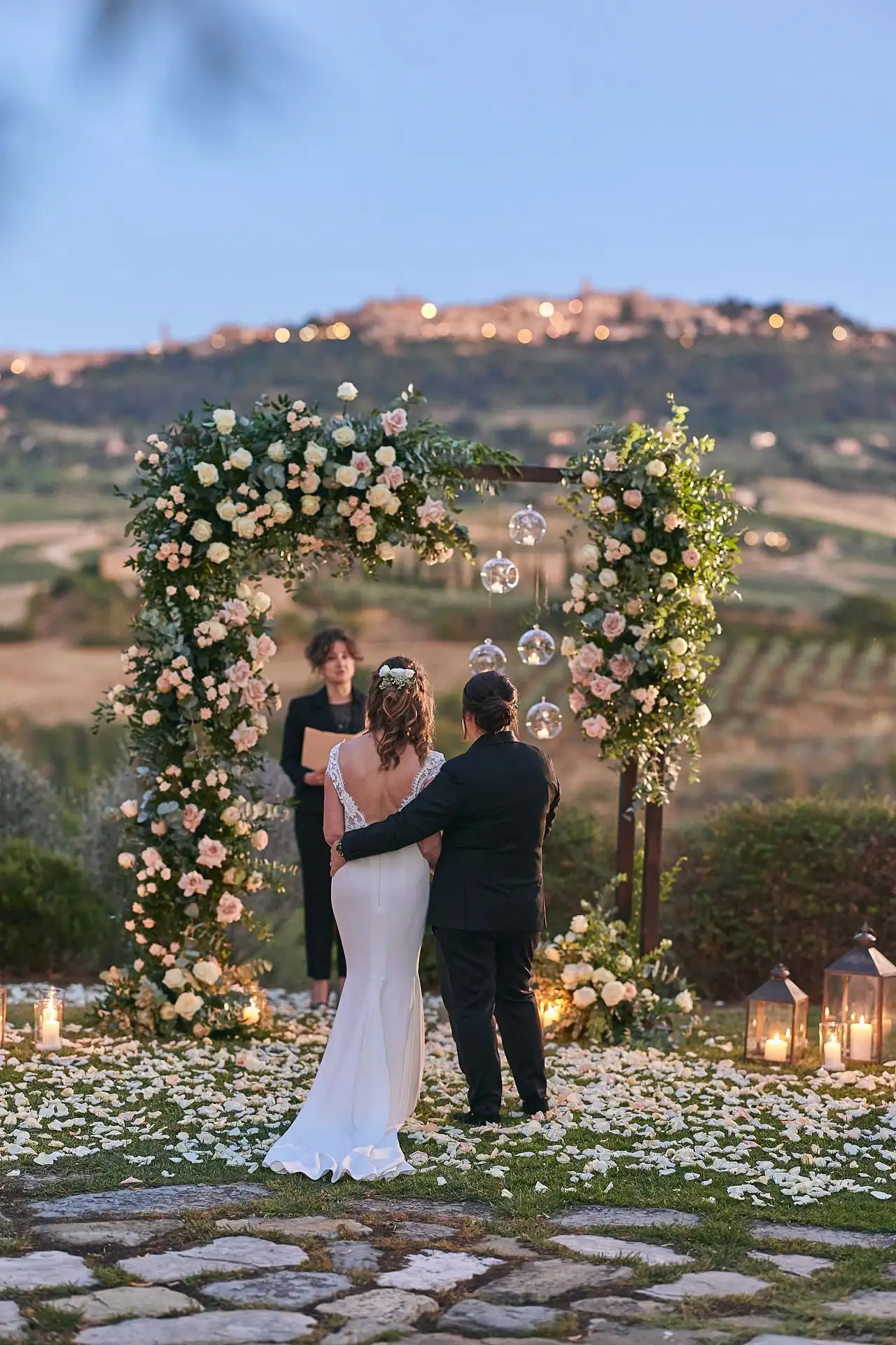 lesbian elopement wedding in italy