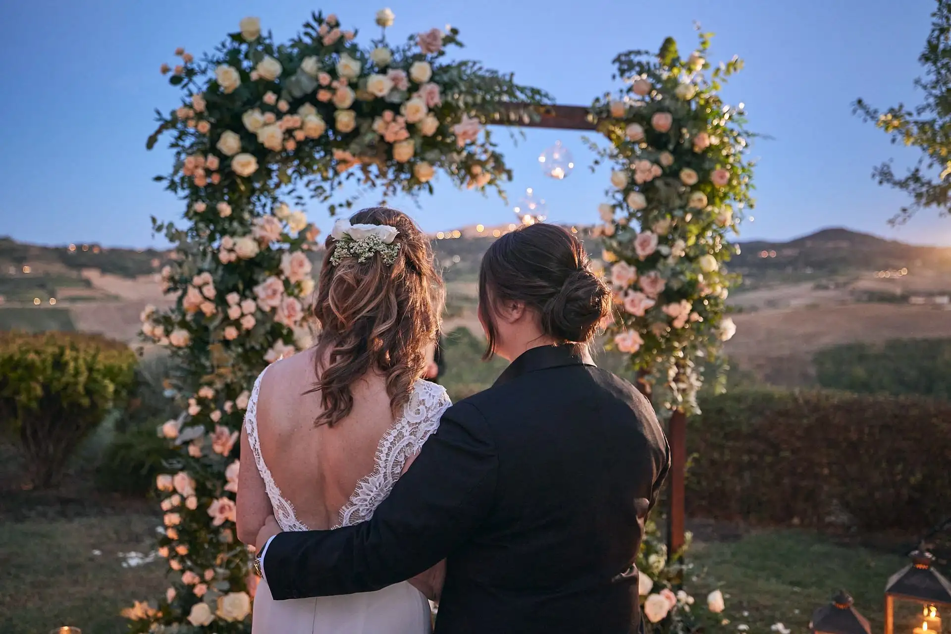 lesbian elopement wedding in italy