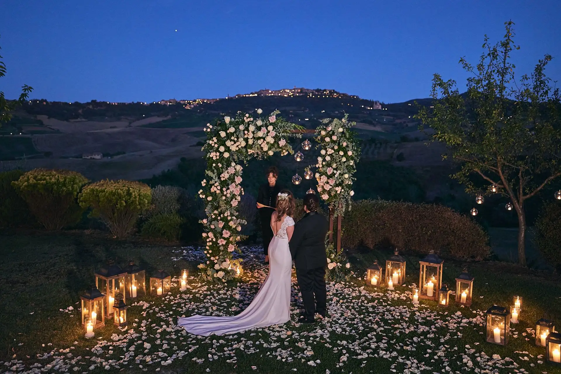 lesbian elopement wedding in italy
