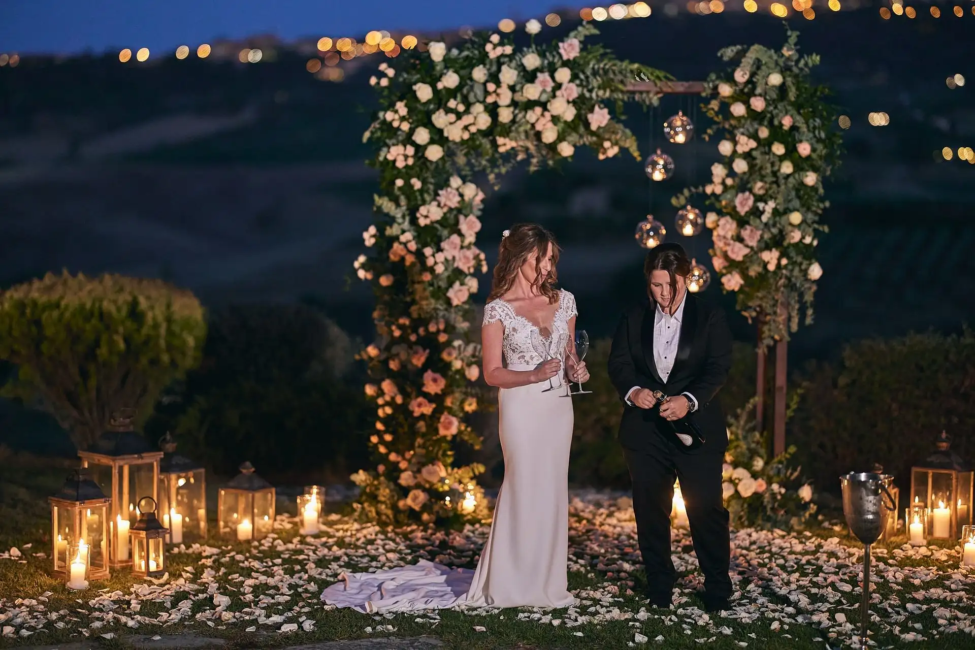 lesbian elopement wedding in italy