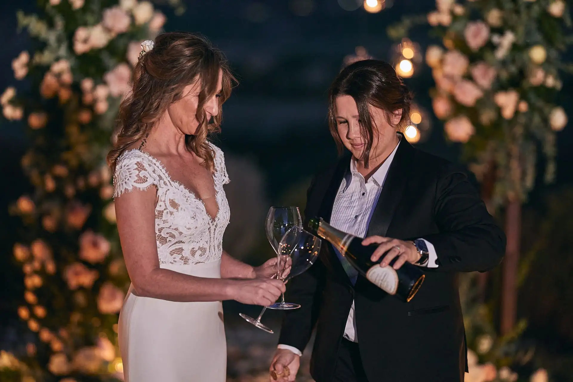 lesbian elopement wedding in italy