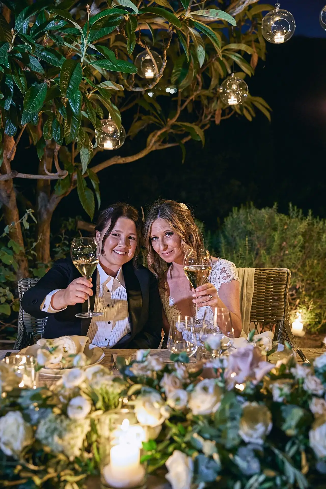 lesbian elopement wedding in italy