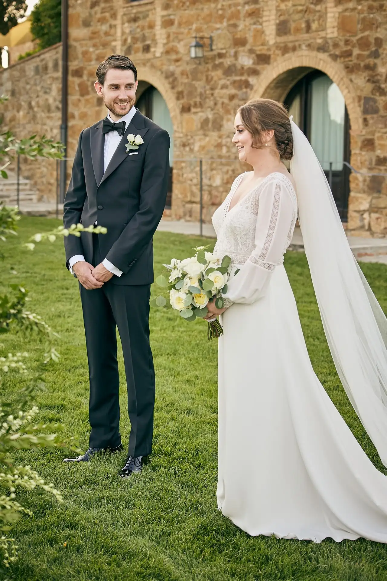 intimate vineyard elopement