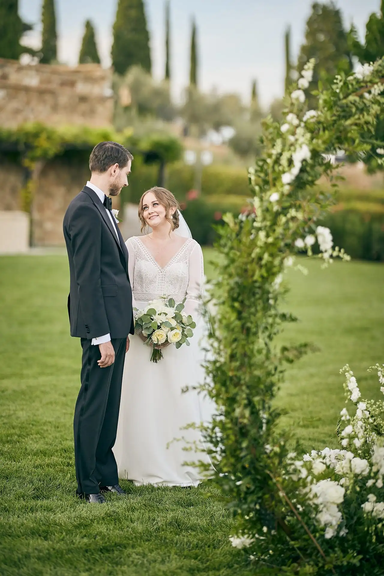 intimate vineyard elopement