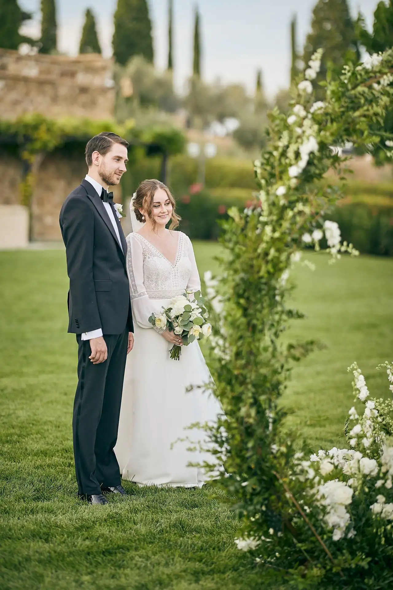 intimate vineyard elopement