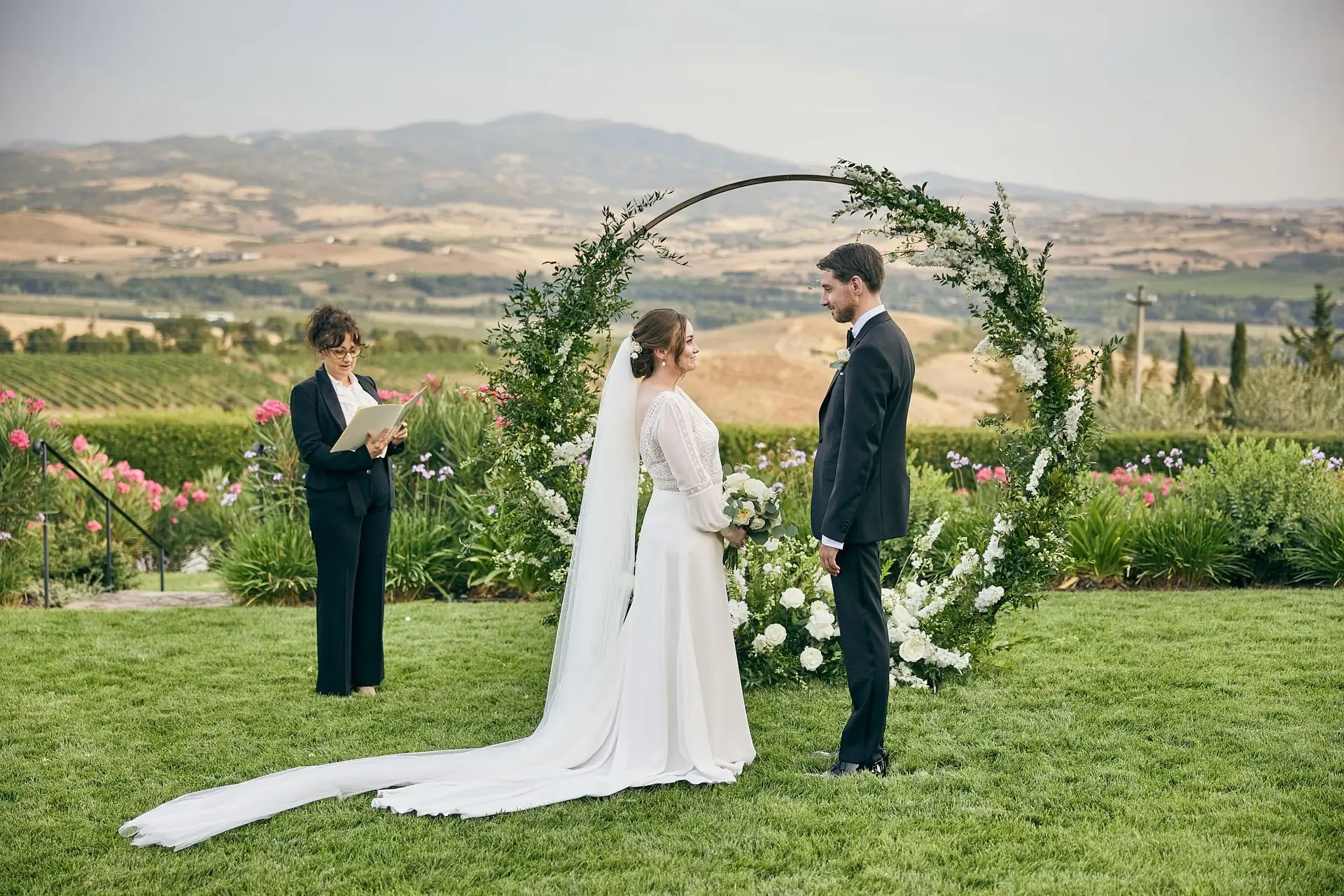 intimate vineyard elopement