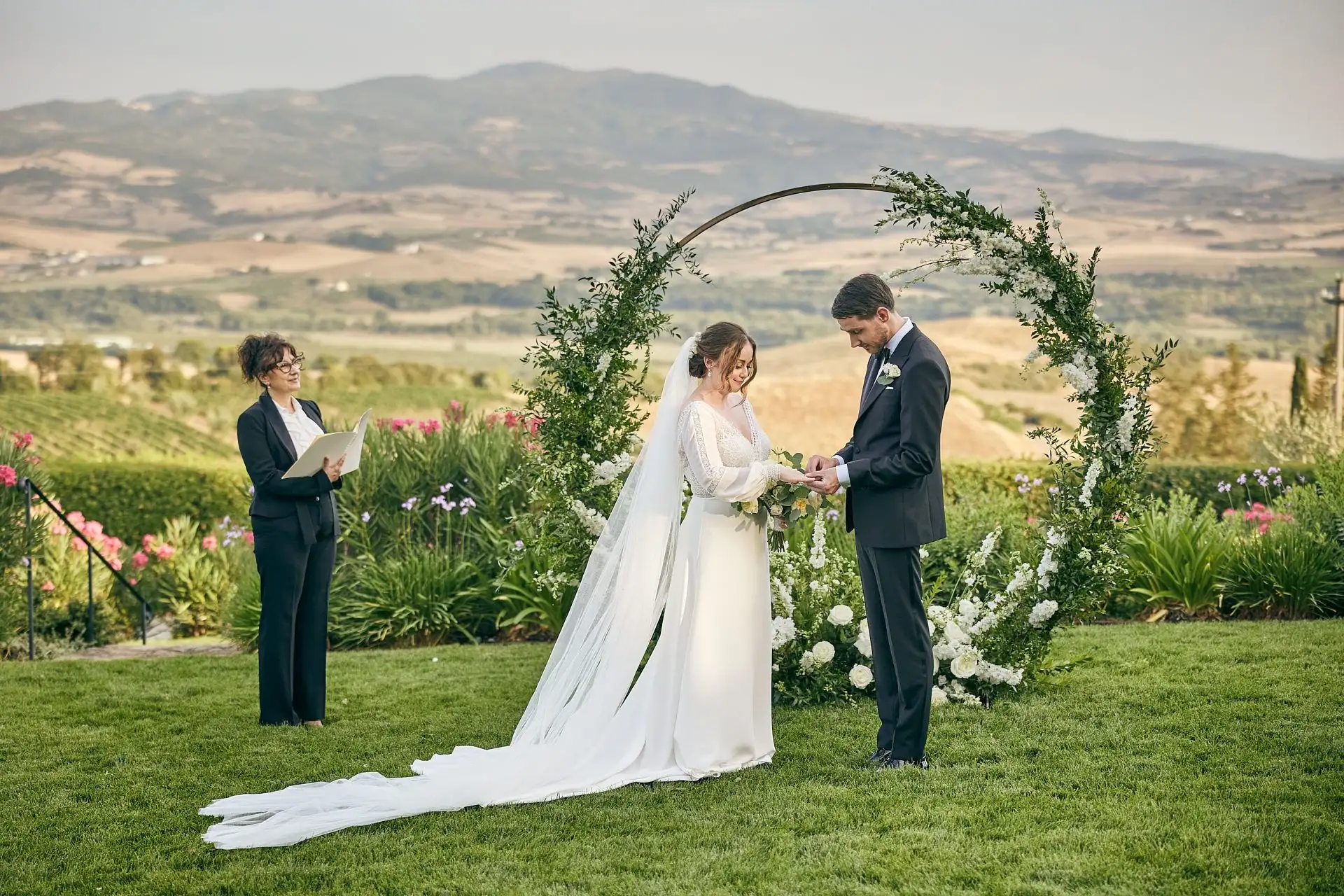 intimate vineyard elopement