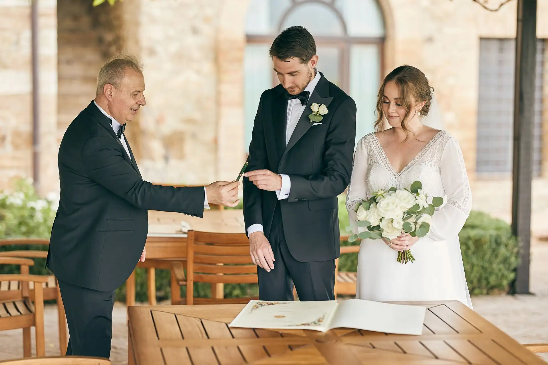 intimate vineyard elopement