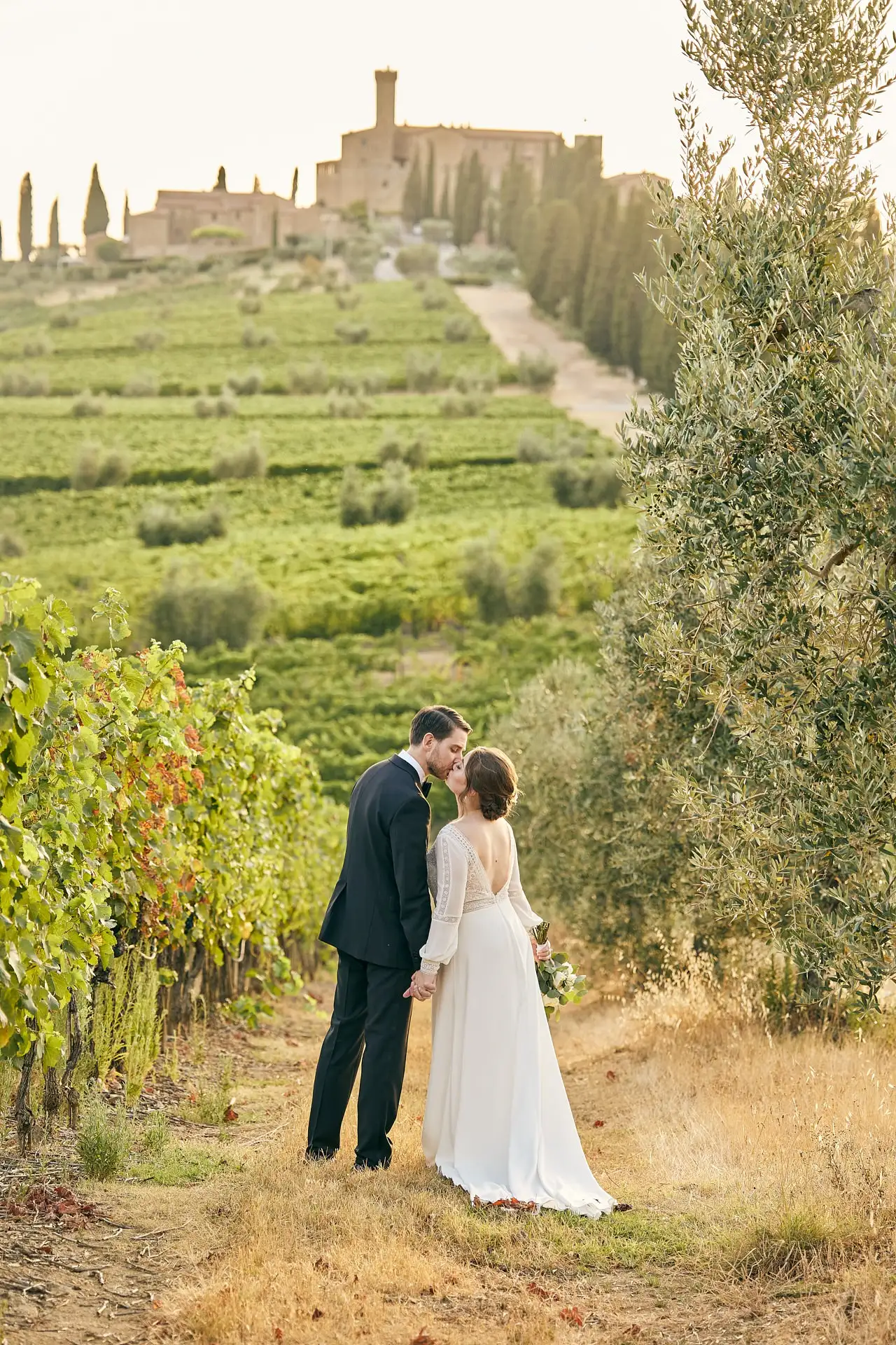 intimate vineyard elopement