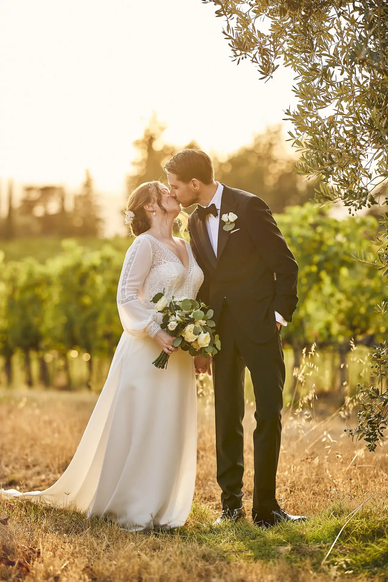 intimate vineyard elopement