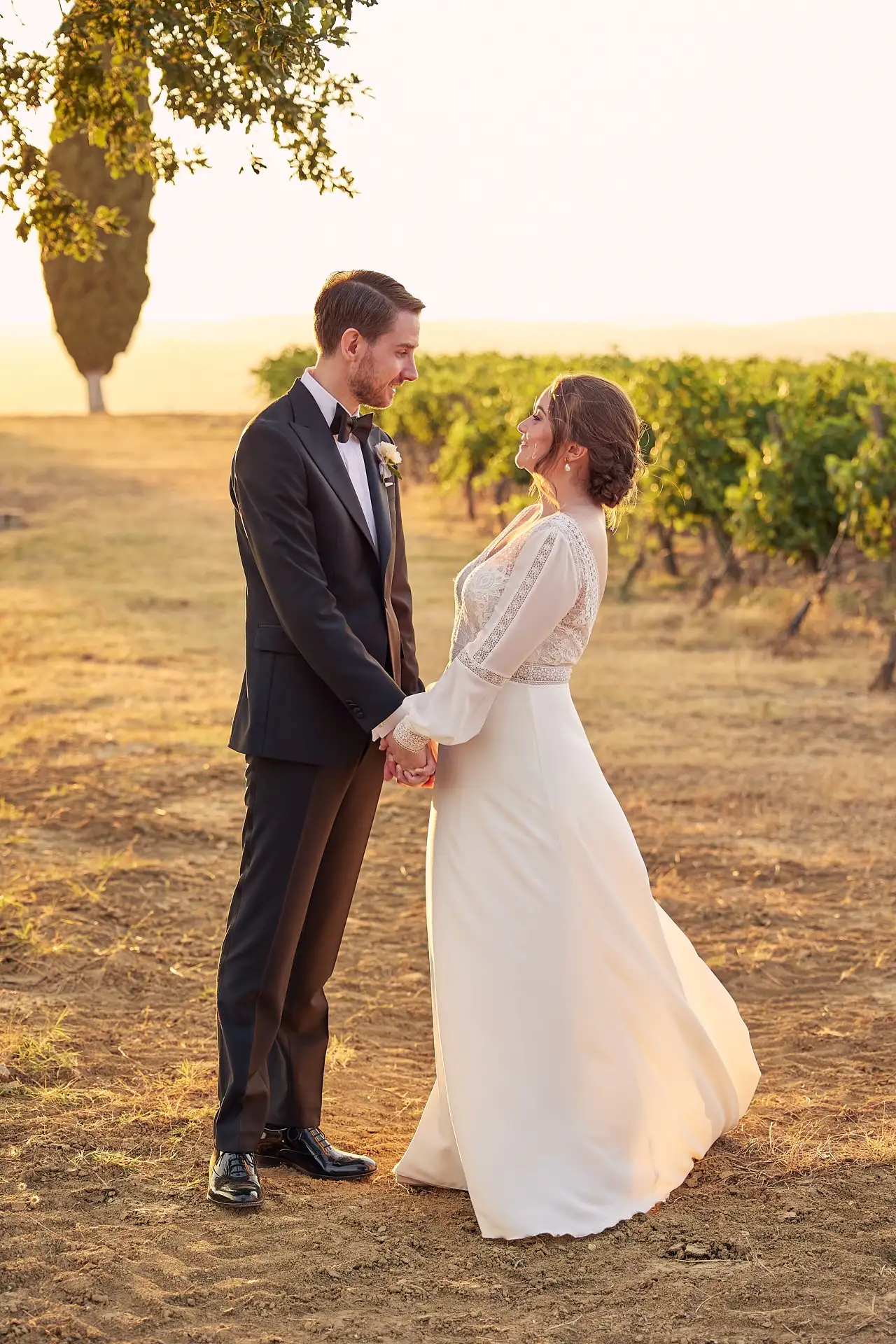 intimate vineyard elopement