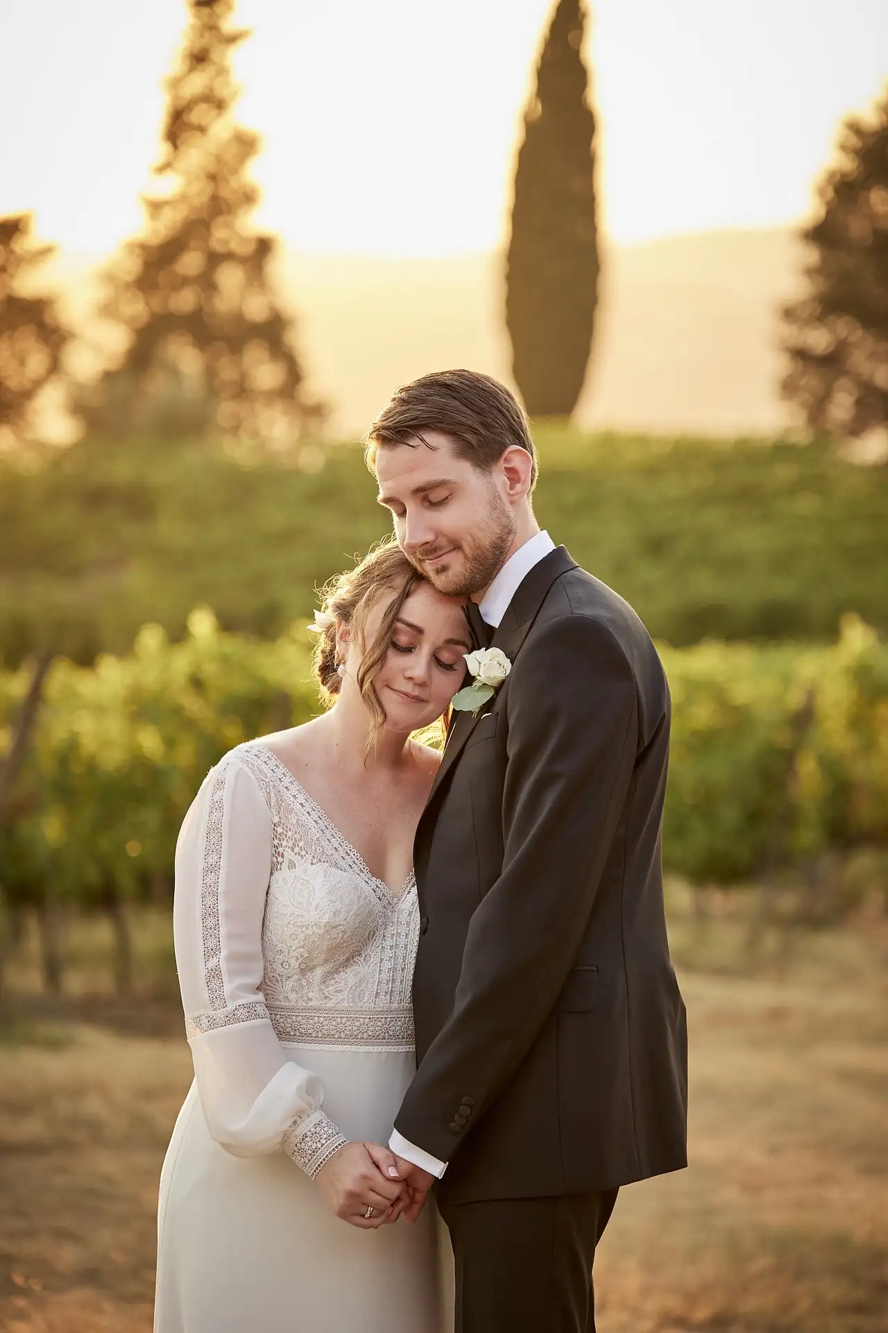 intimate vineyard elopement
