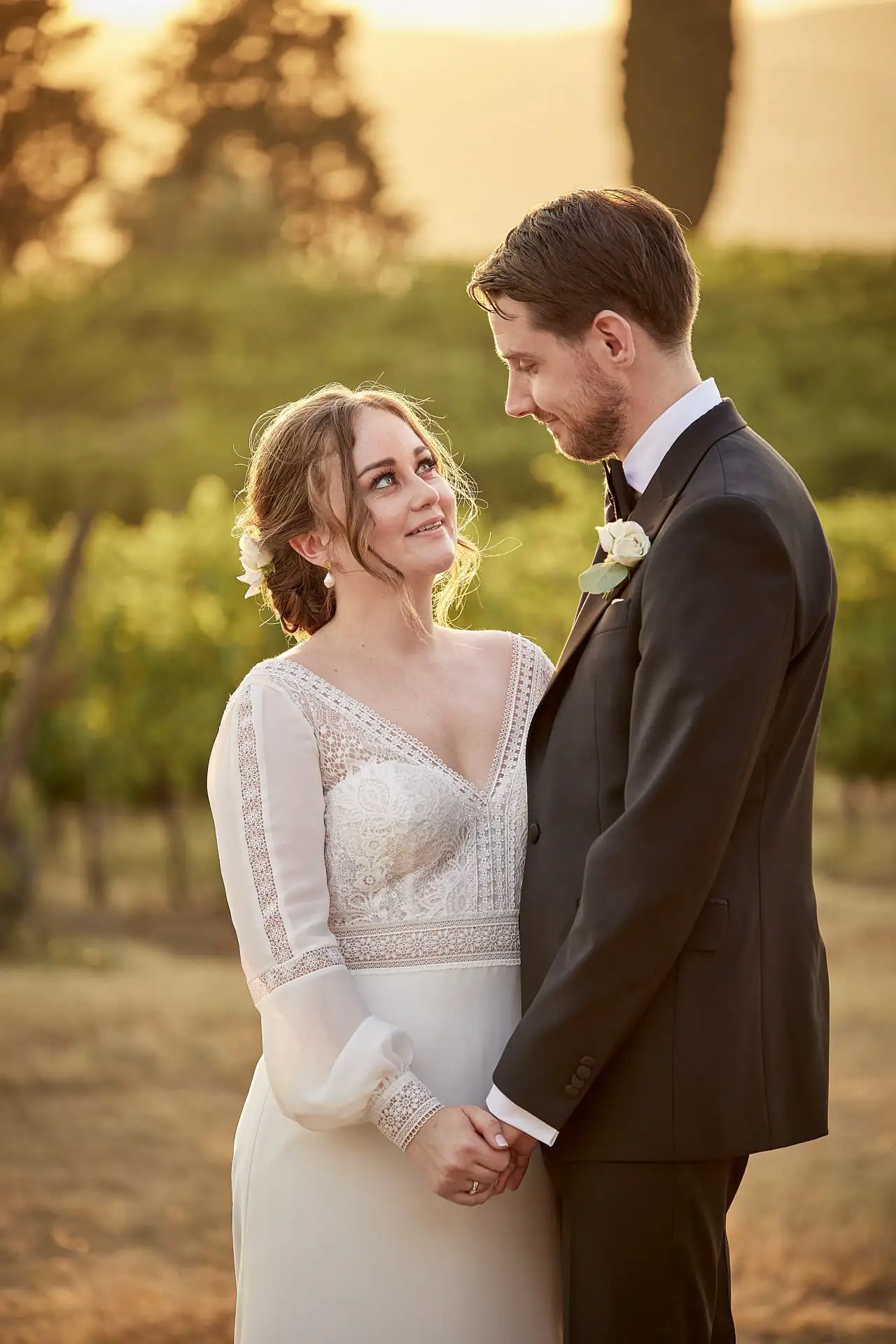 intimate vineyard elopement