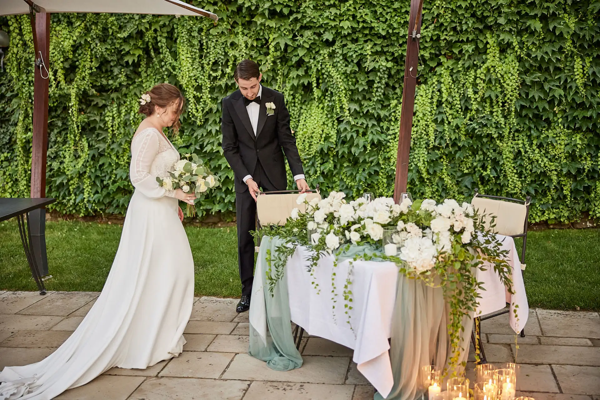 intimate vineyard elopement