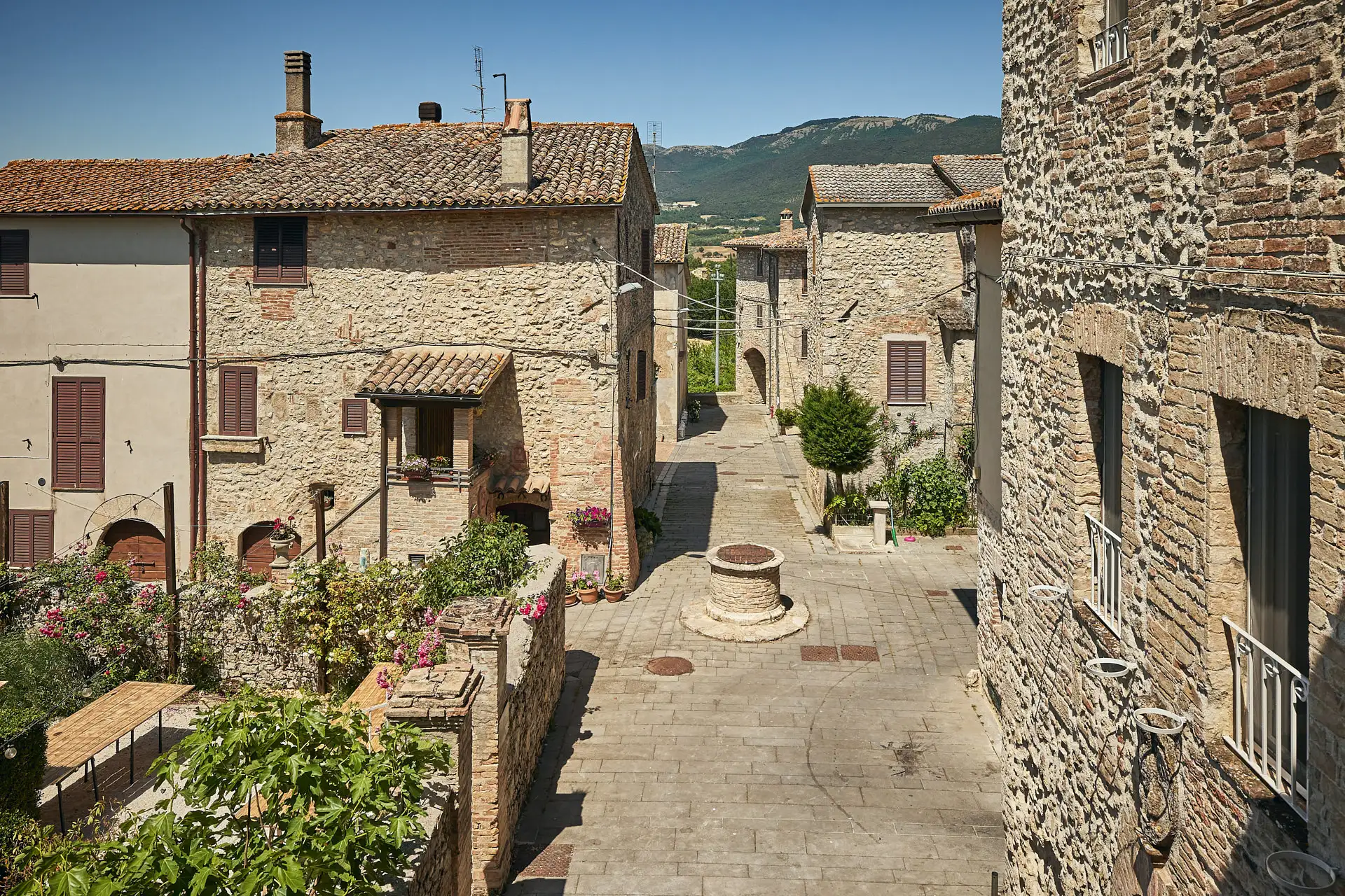 castello di montignano wedding