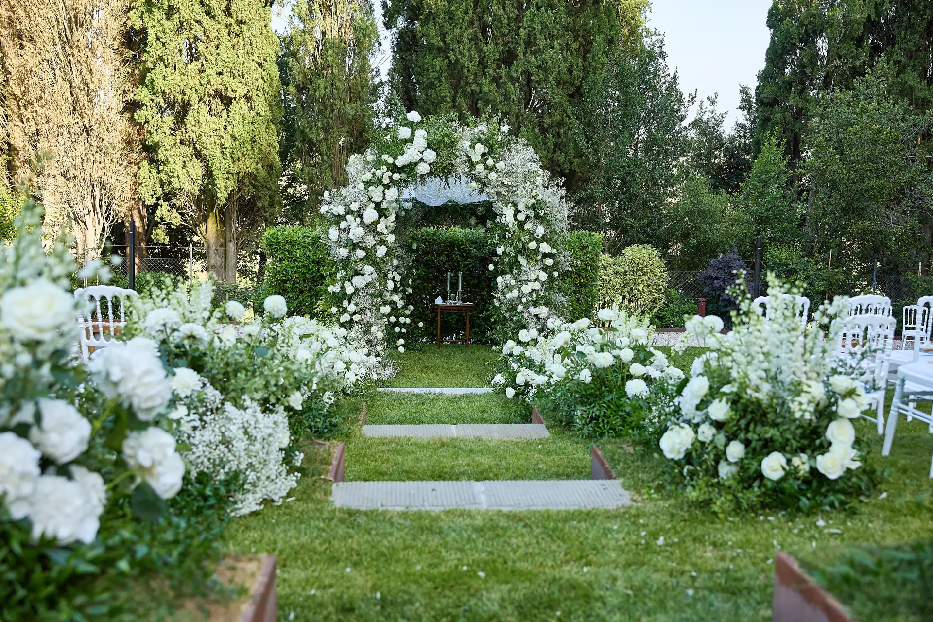 elegant jewish wedding in tuscany
