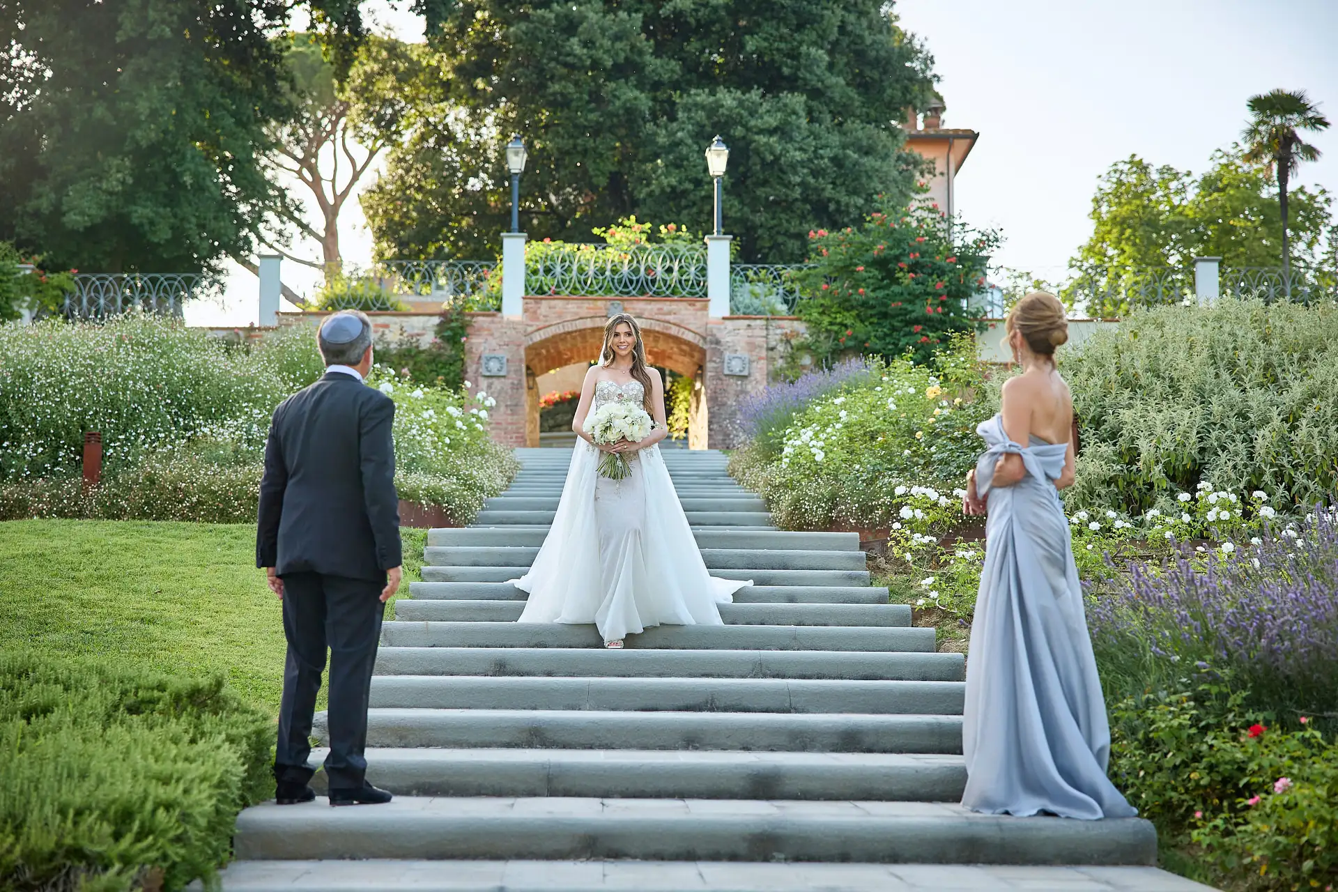 elegant jewish wedding in tuscany