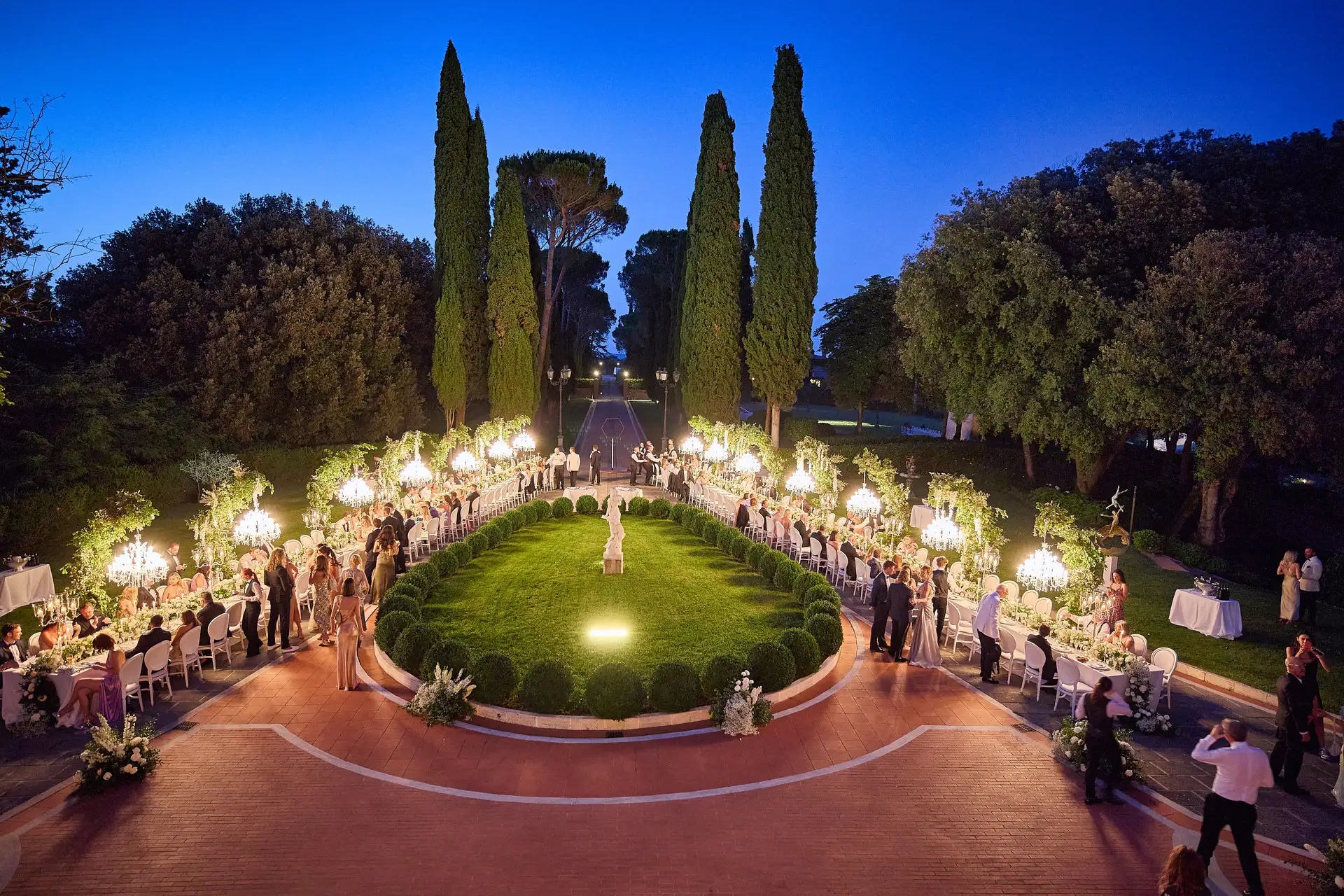 elegant jewish wedding in tuscany