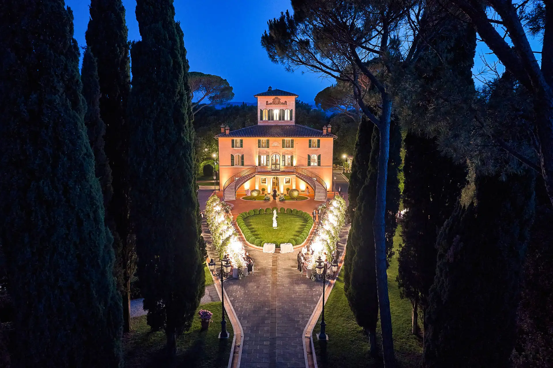 elegant jewish wedding in tuscany