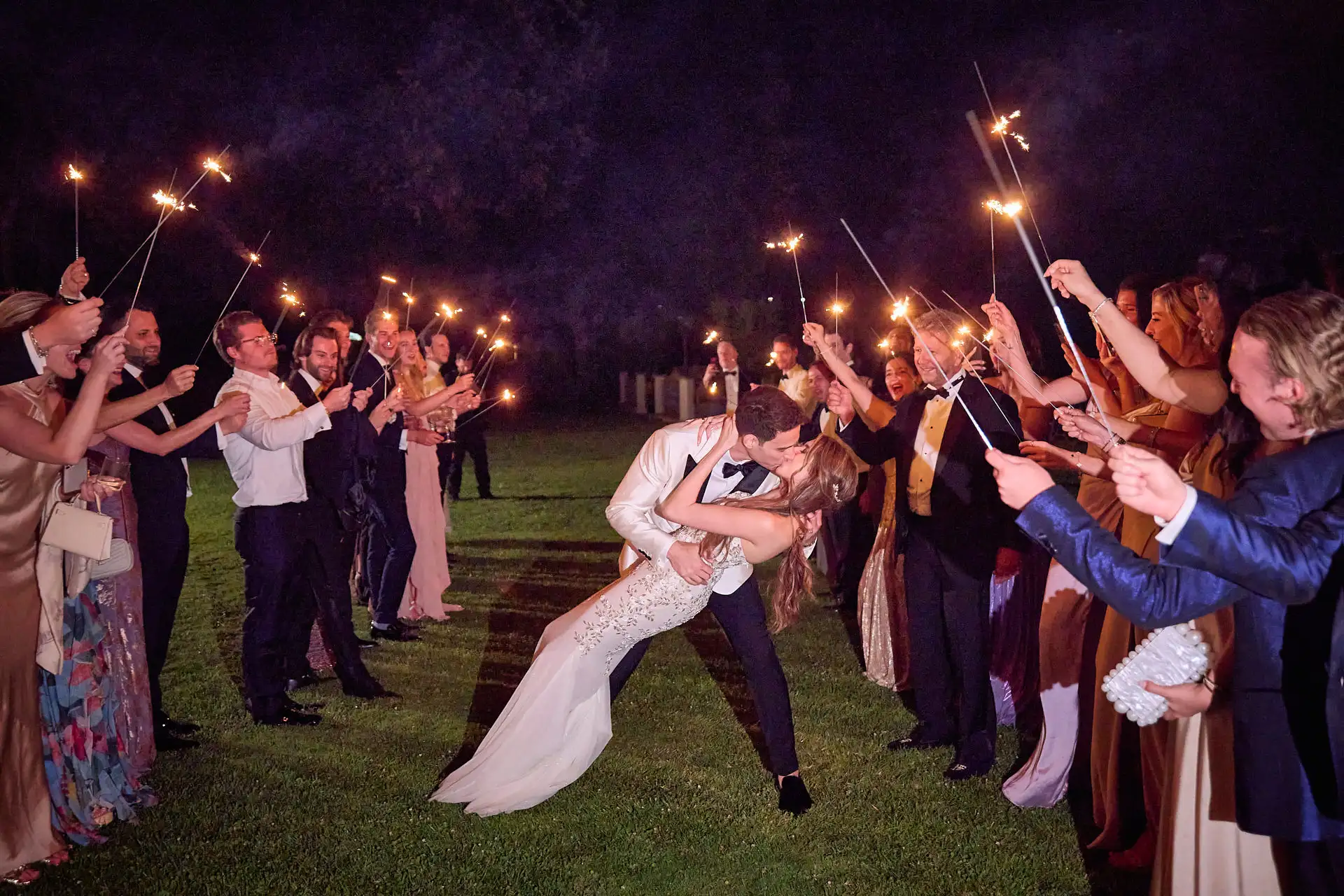 elegant jewish wedding in tuscany