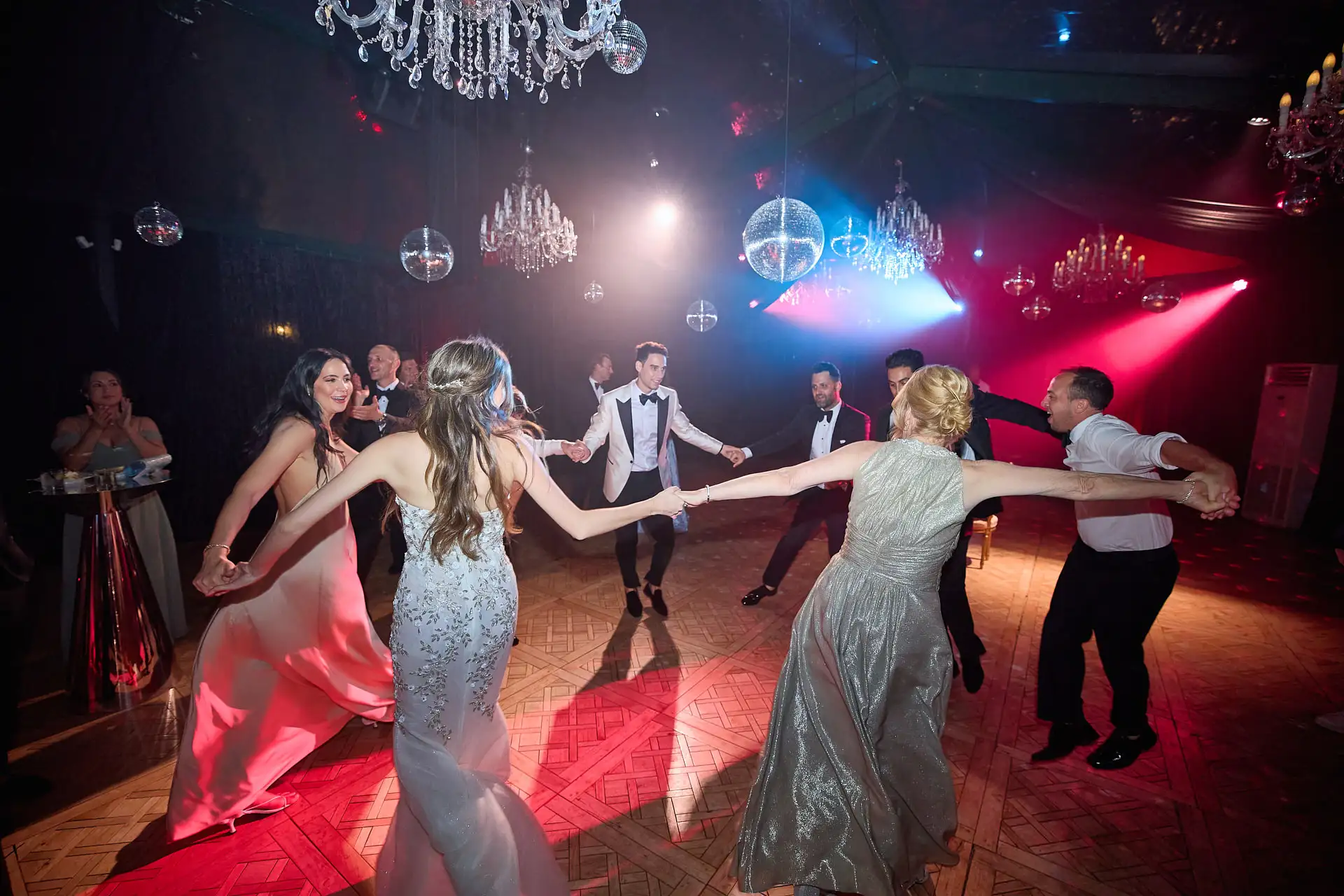 elegant jewish wedding in tuscany