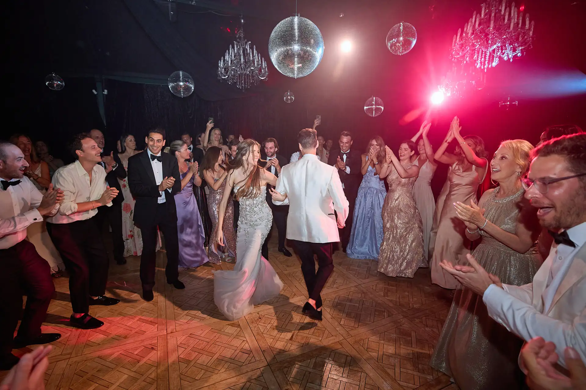 elegant jewish wedding in tuscany