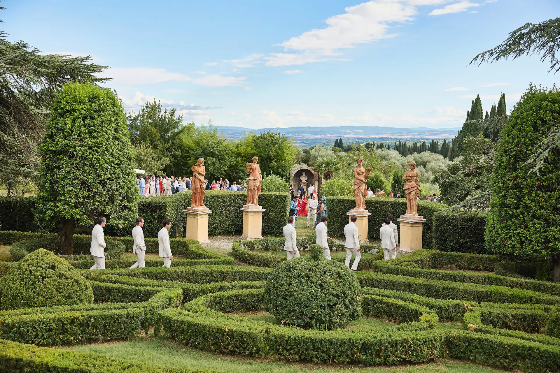 rustic wedding in tuscany
