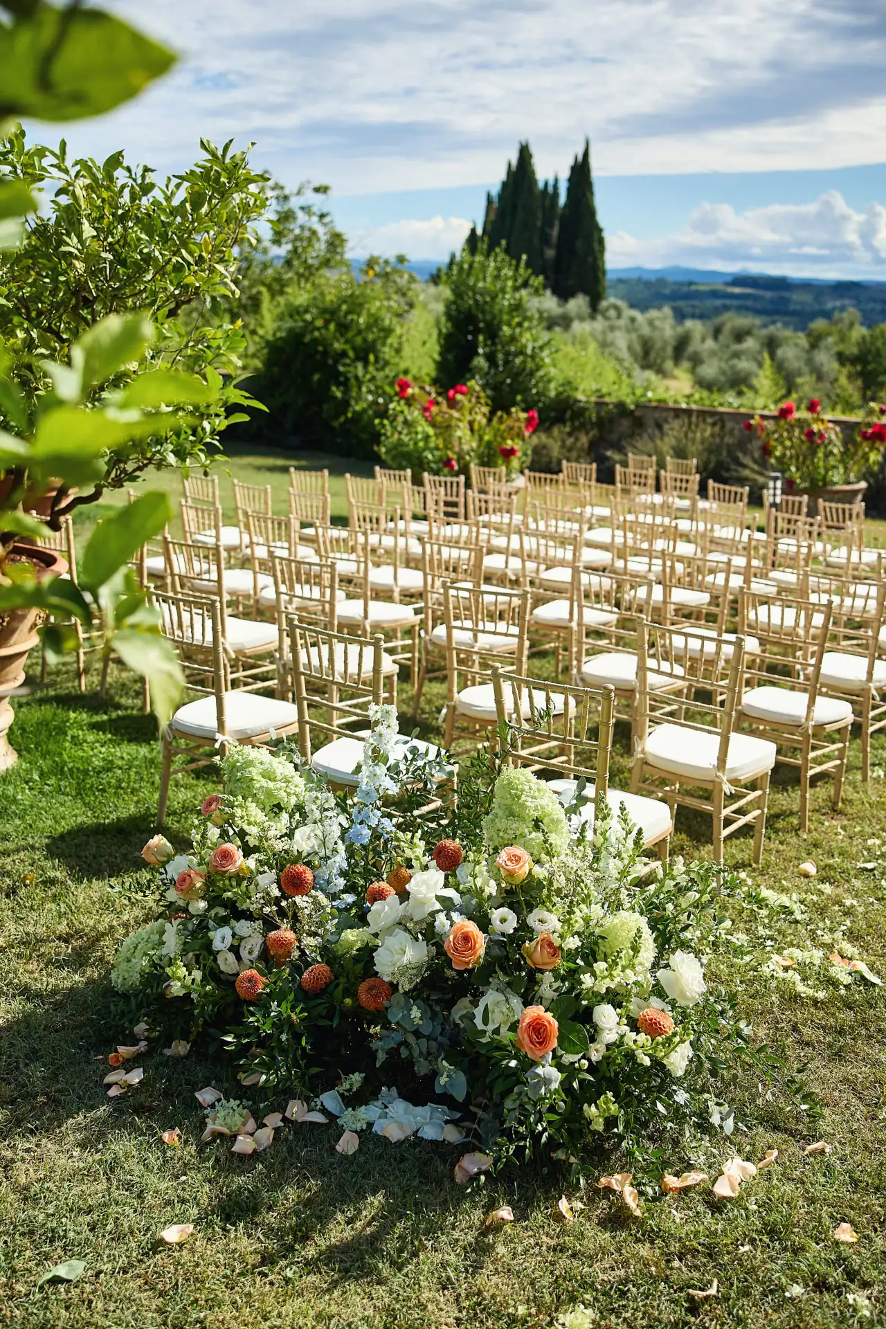 rustic wedding in tuscany