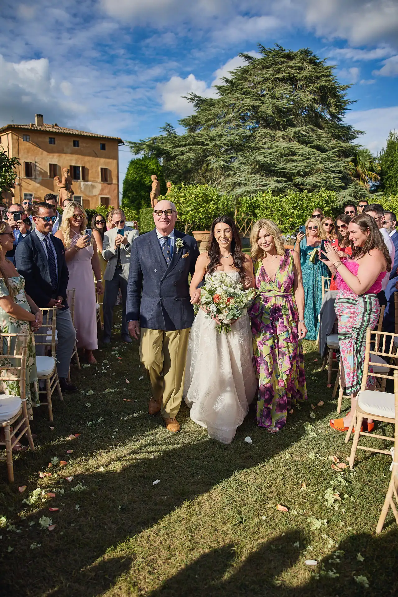rustic wedding in tuscany