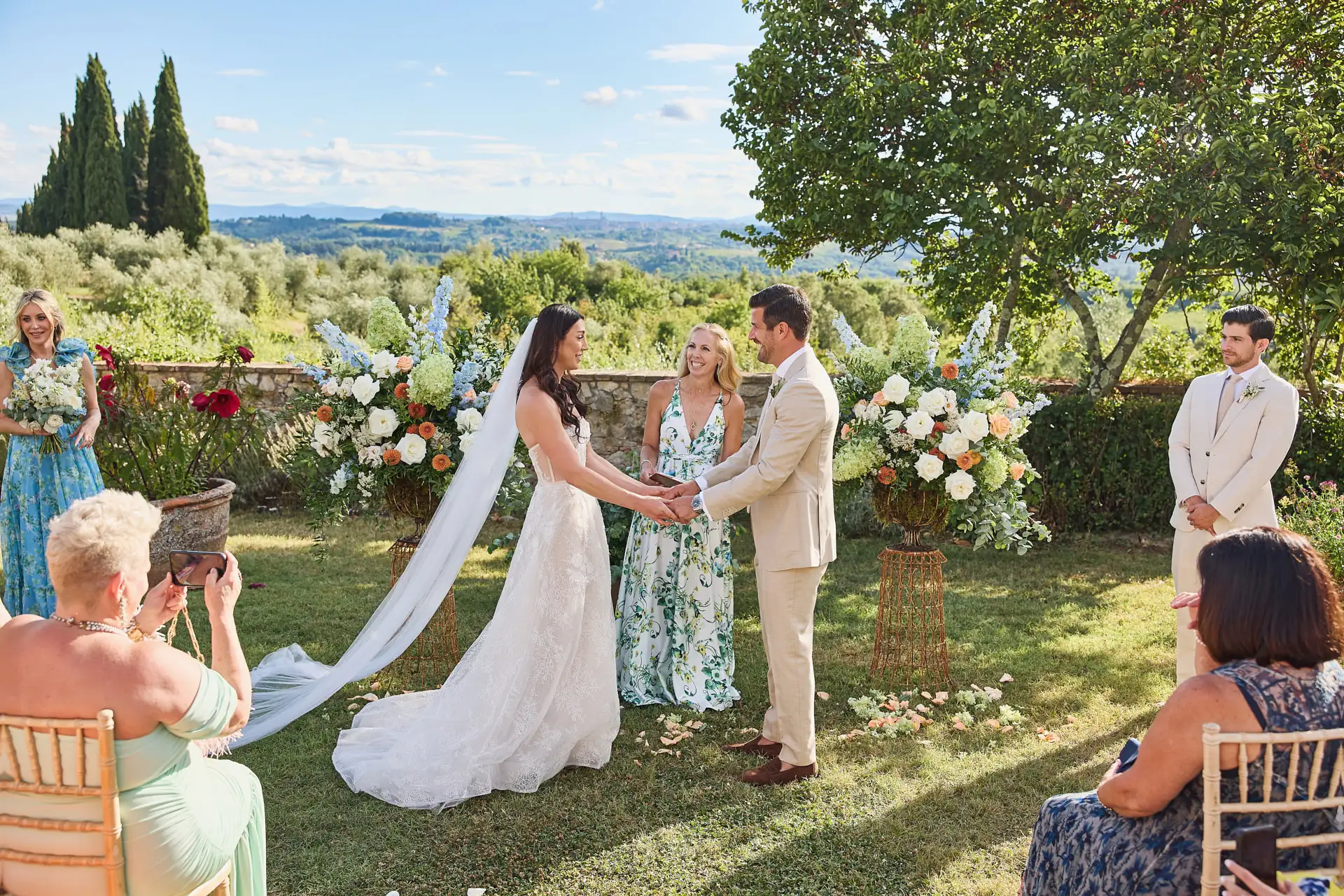 rustic wedding in tuscany