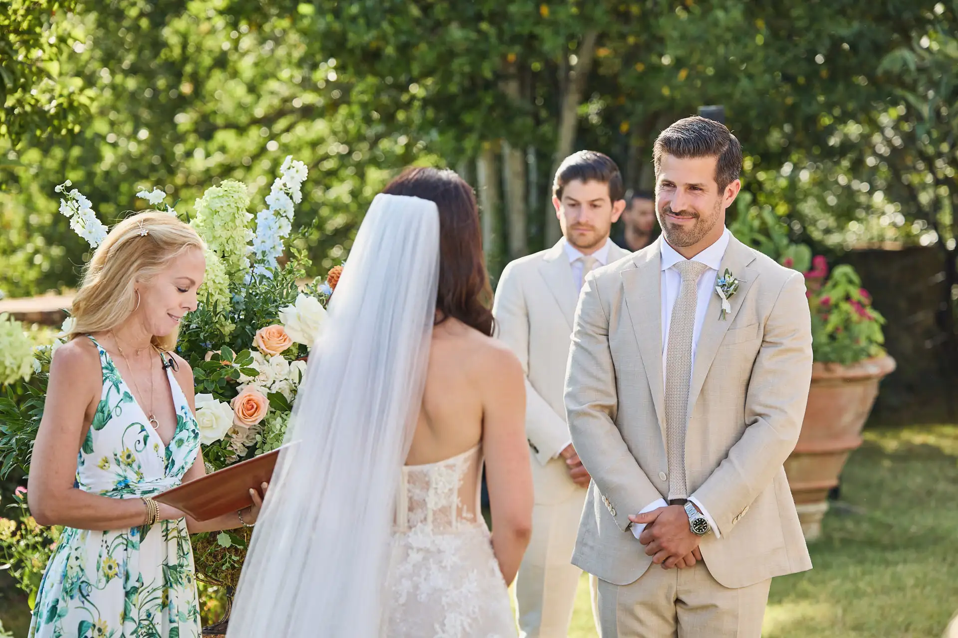 rustic wedding in tuscany