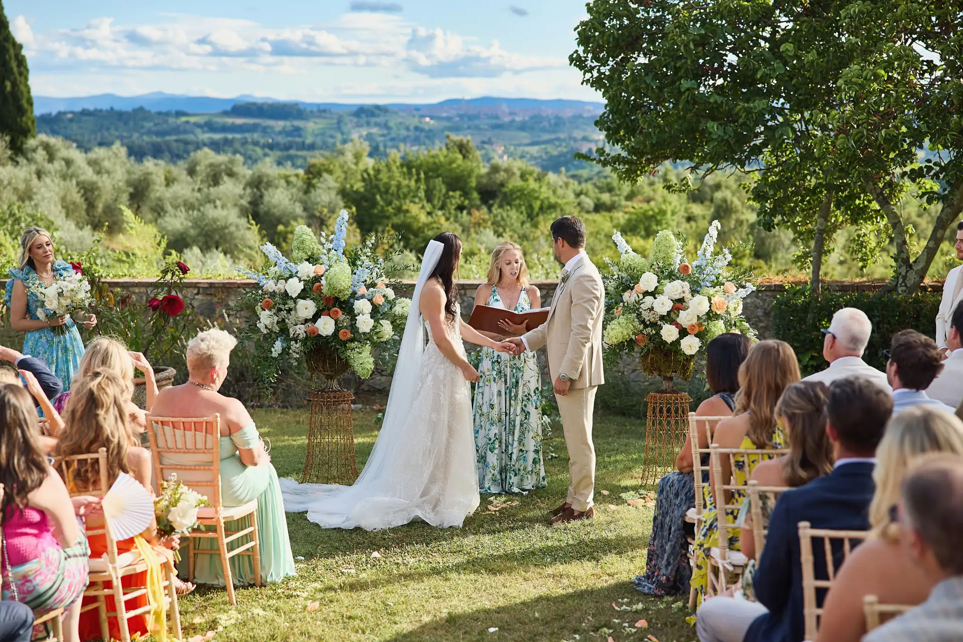 rustic wedding in tuscany