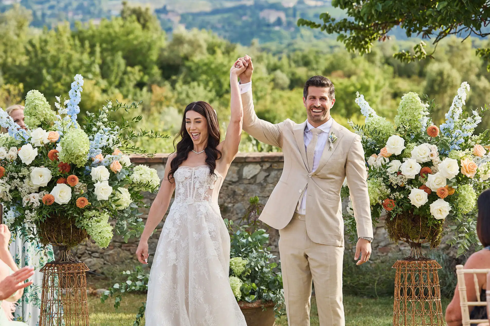 rustic wedding in tuscany