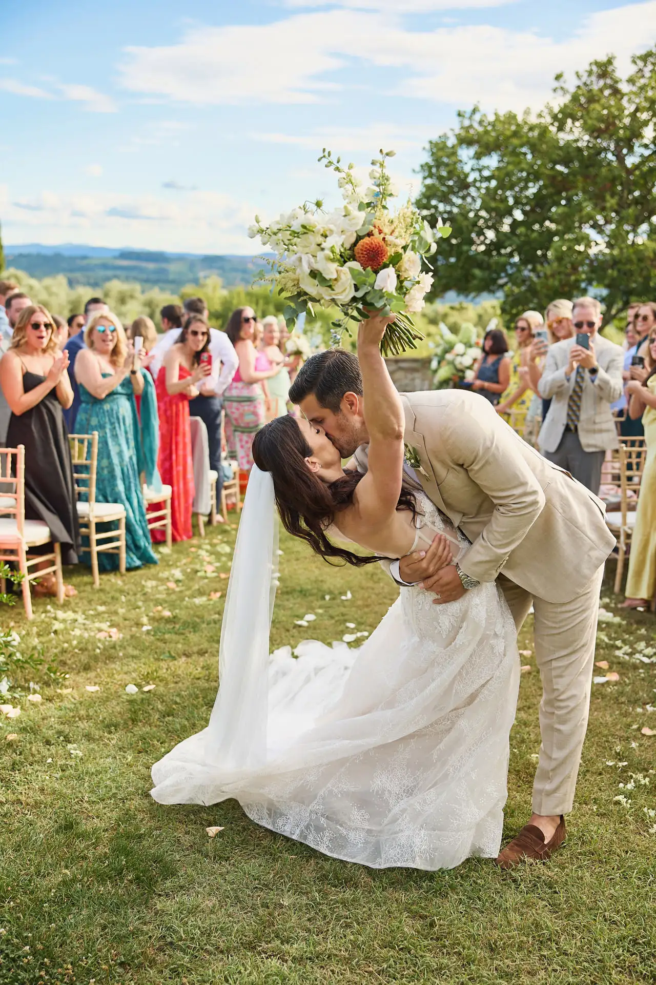 rustic wedding in tuscany