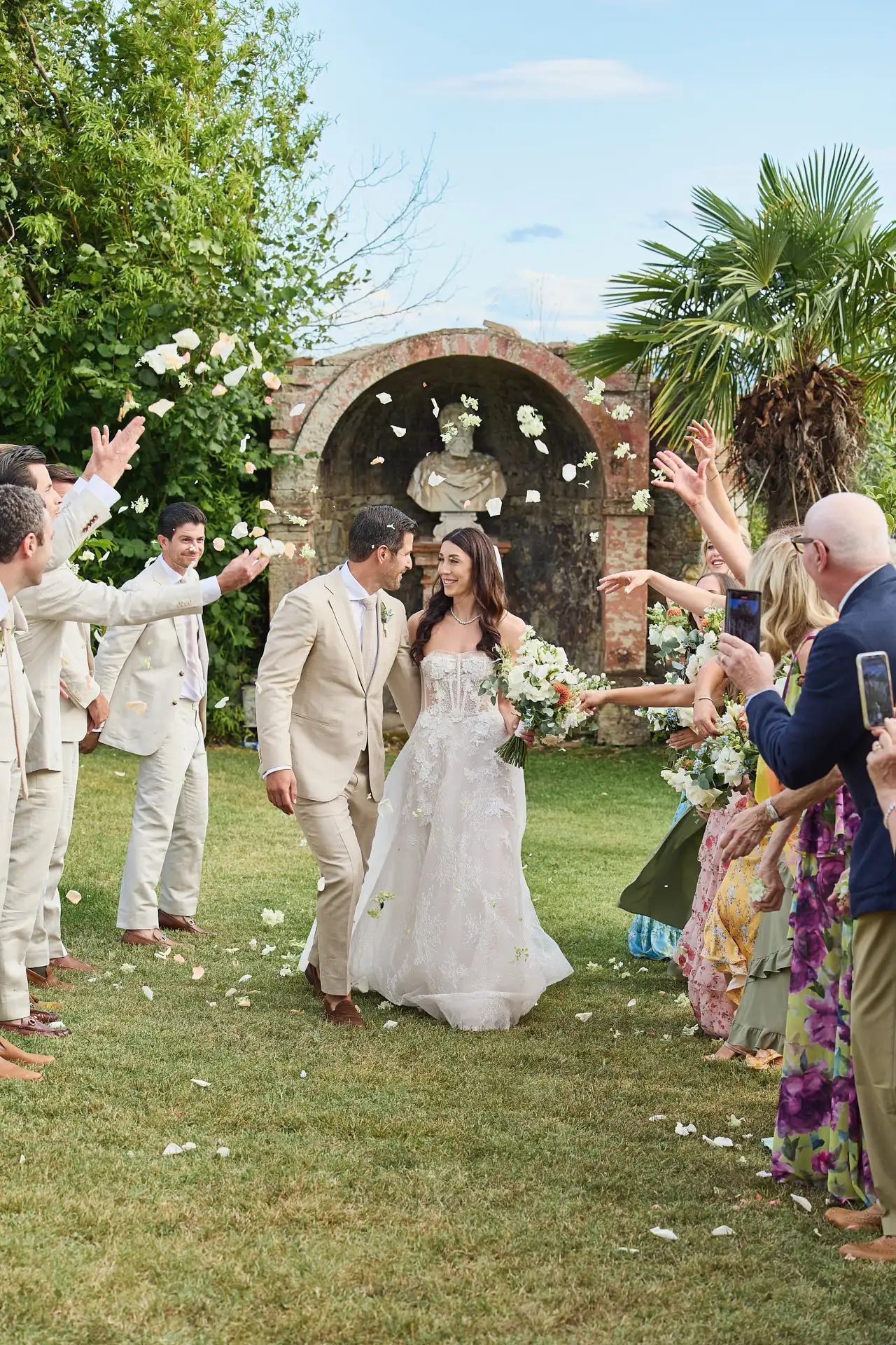 rustic wedding in tuscany
