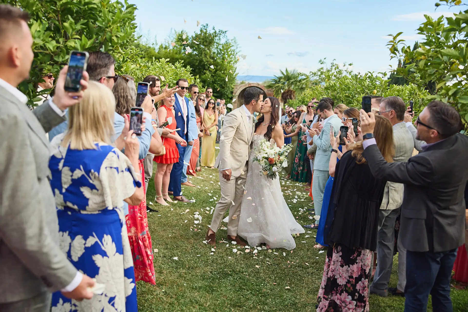 rustic wedding in tuscany