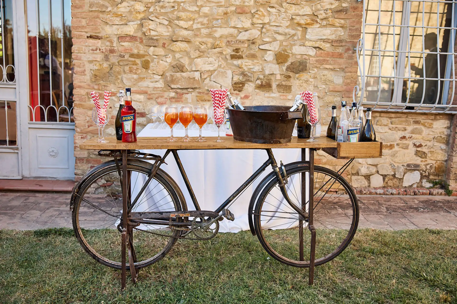 rustic wedding in tuscany