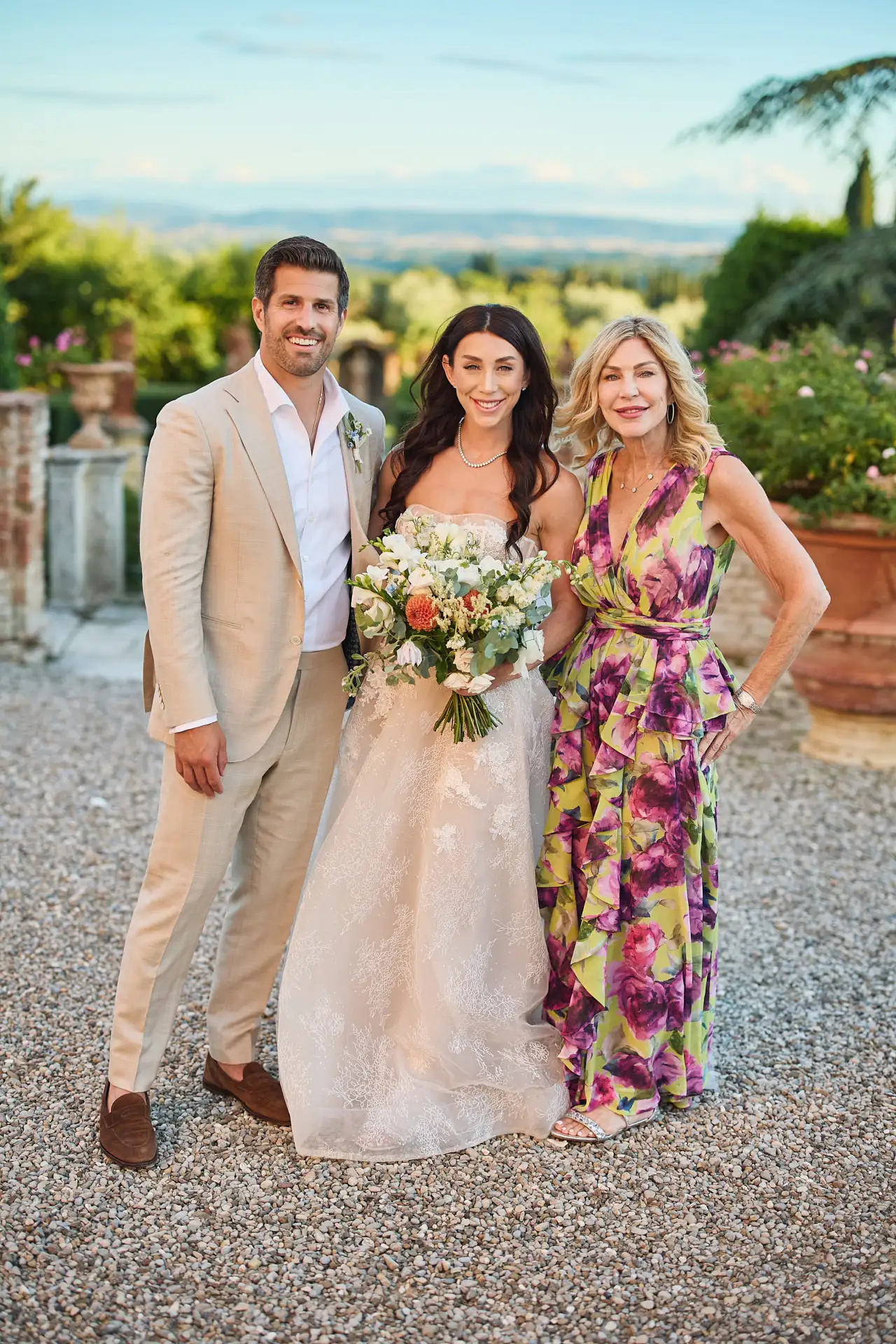 rustic wedding in tuscany