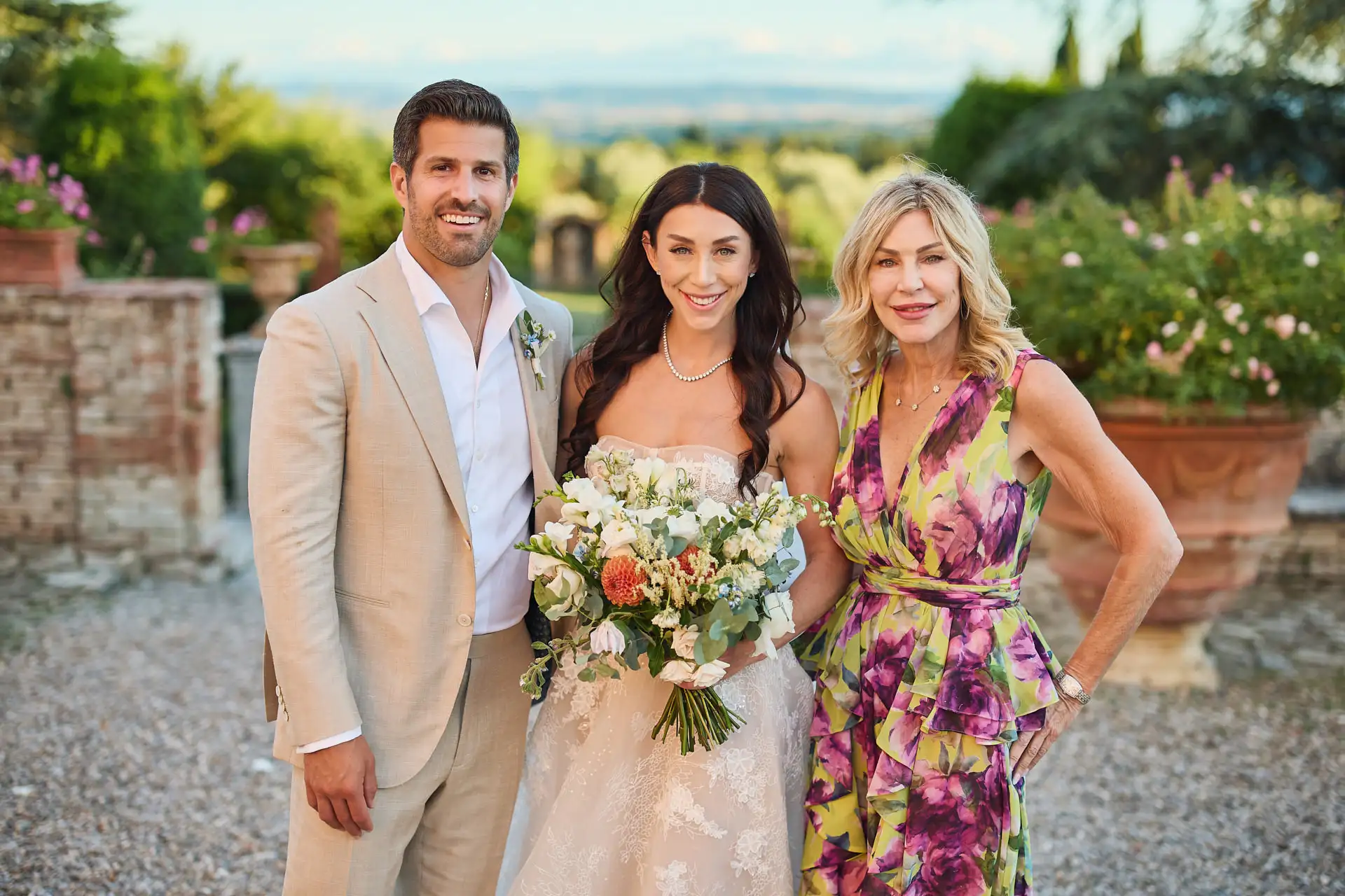 rustic wedding in tuscany