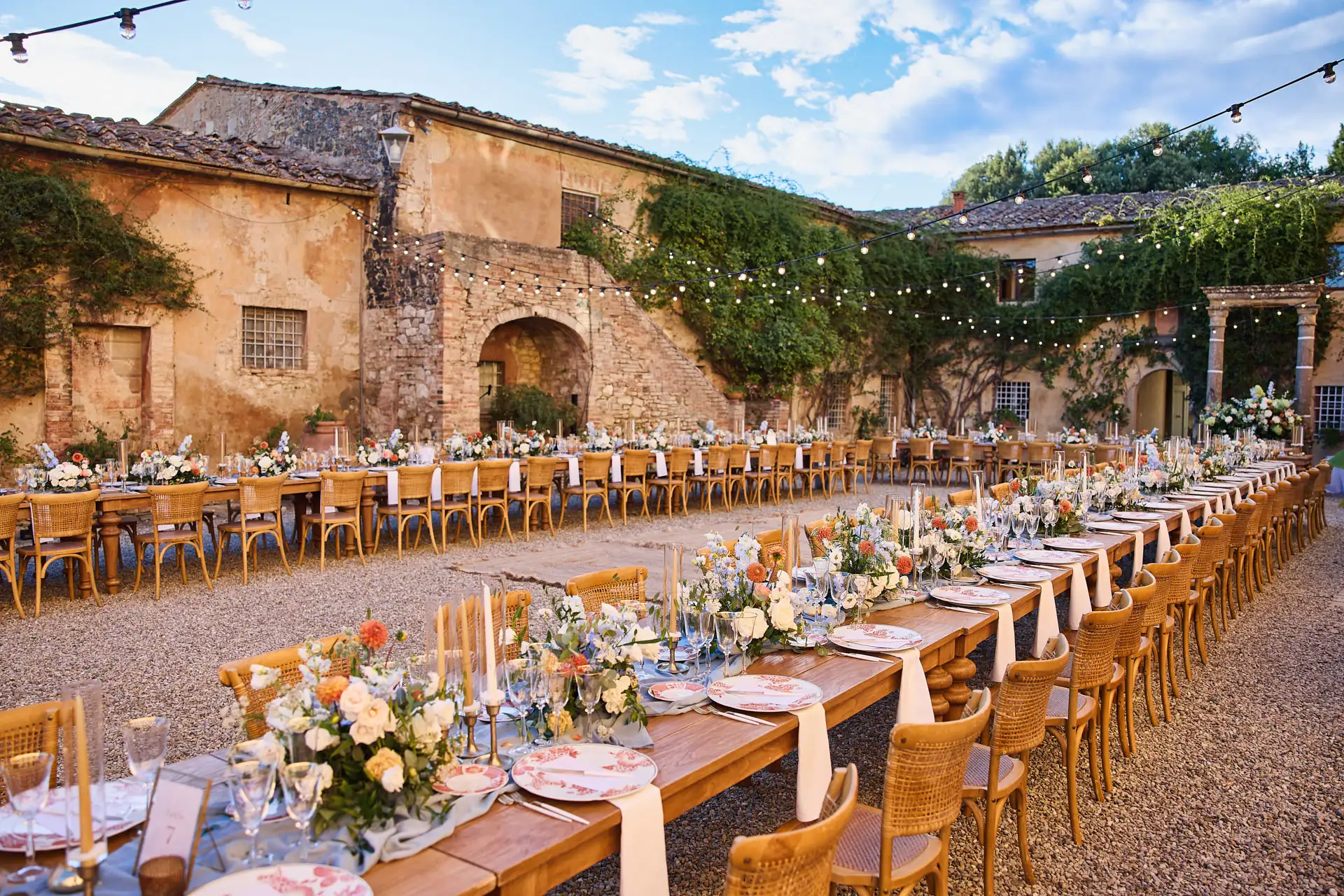 rustic wedding in tuscany