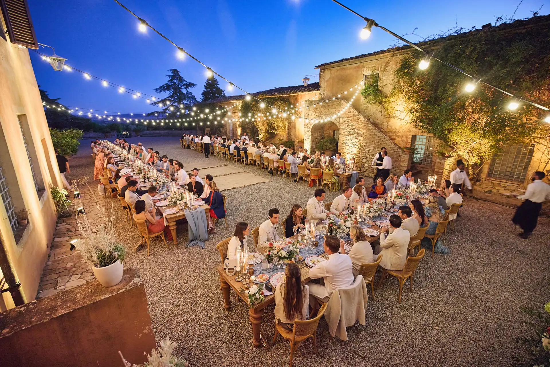 rustic wedding in tuscany