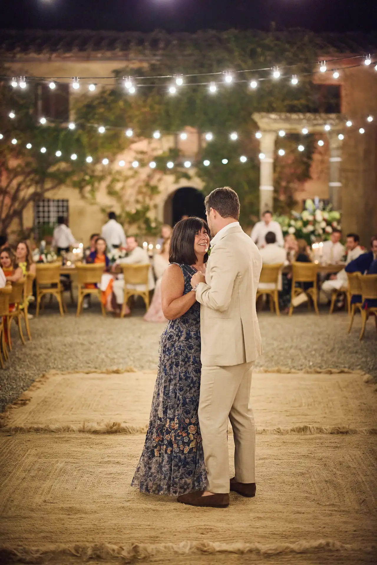 rustic wedding in tuscany