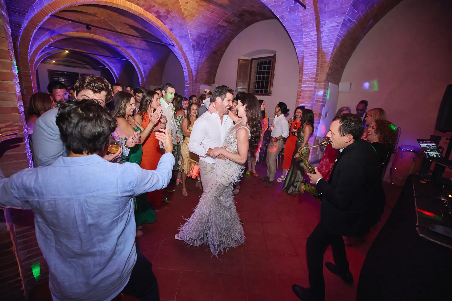 rustic wedding in tuscany