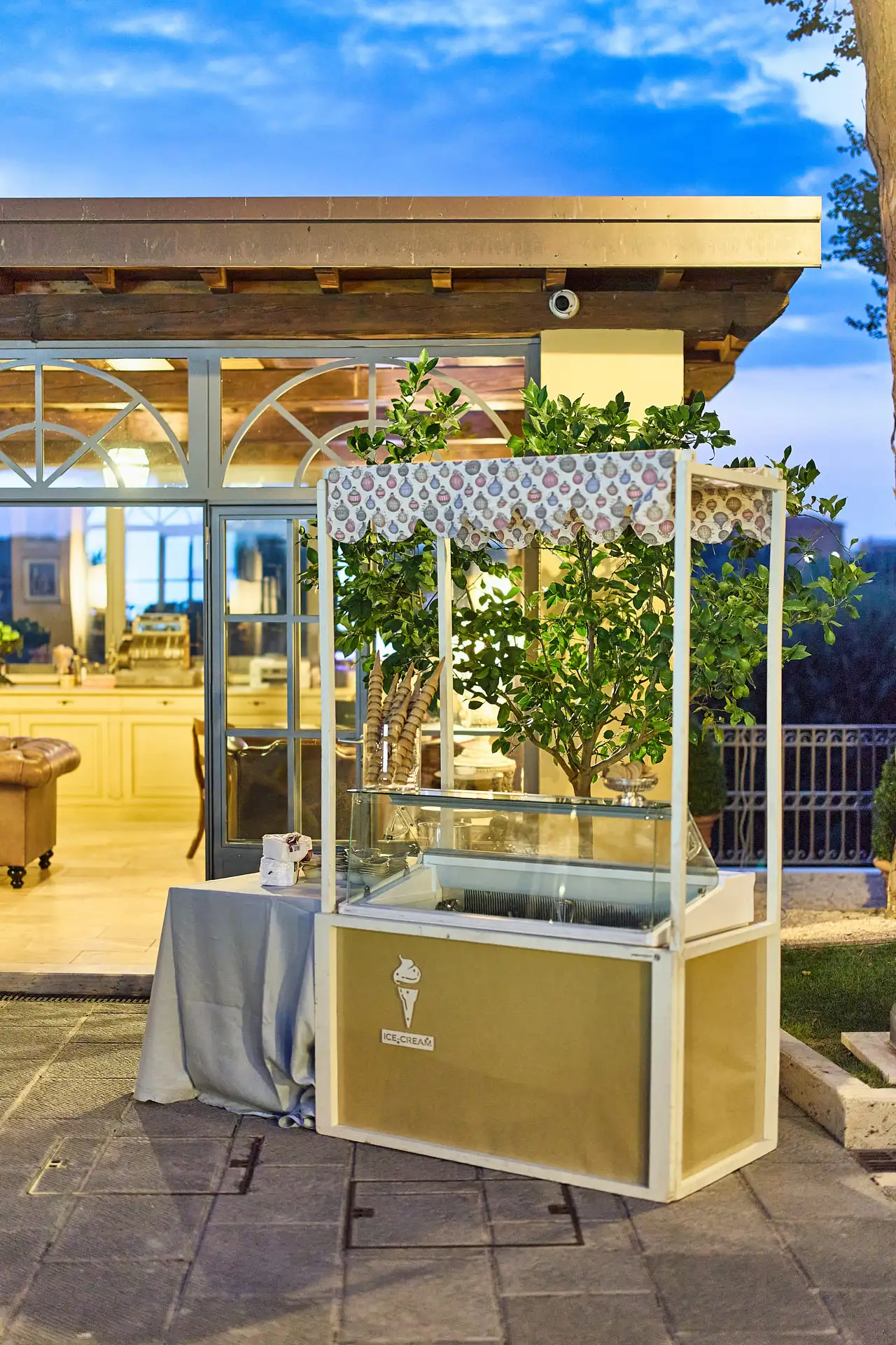 tuscan welcome party barbecue