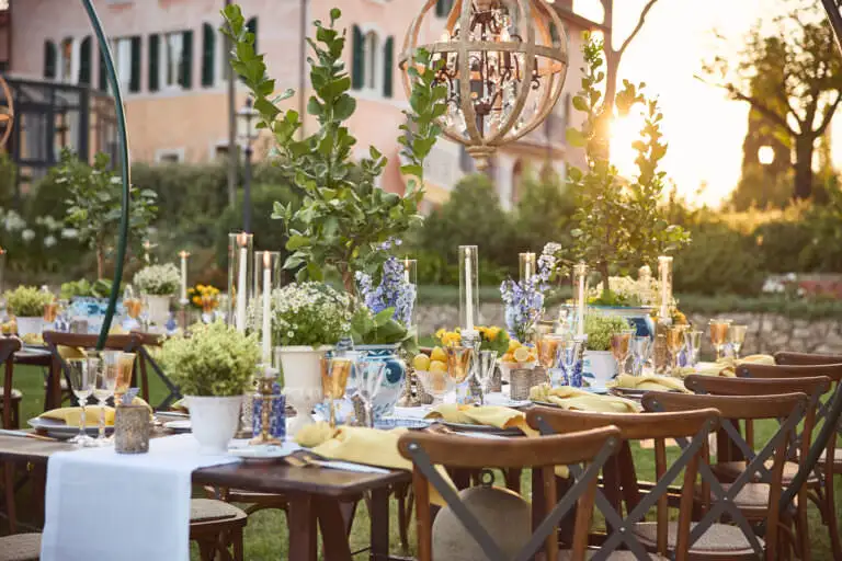 welcome dinner under stars
